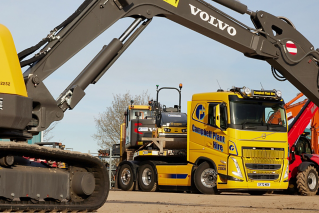 Volvo FH - Campbell Plant Hire