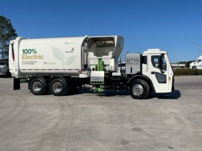 Mack Trucks today announced that the City of Ocala, Florida, recently purchased two Mack LR® Electric refuse vehicles to add to its solid waste management fleet. Mack made the announcement during WasteExpo 2022, May 9-12, at the Las Vegas Convention Center, Las Vegas, Nevada.