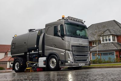 DG Sweeper Hire has added to its growing fleet of road sweepers with a unique Volvo FH 420 4x2 rigid.