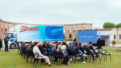 Volvo Trucks Italia e Autotrasporti  Rutilli insieme per il trasporto sostenibile nella prestigiosa cornice di Palazzo Te a Mantova