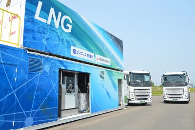 Volvo Trucks' LNG tractor joins carbon neutral project in Japan