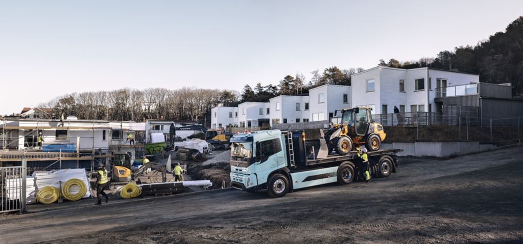 Anche a Ecomondo Volvo Trucks guida l’innovazione elettrica.