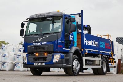 Builders’ merchants Frank Key has added two new Volvo FL 250 4x2 rigid trucks to its delivery fleet.
