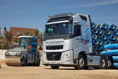 Gary Fletcher Surfacing has acquired a new high-spec Volvo FH Aero 6x2 tractor unit to mark its 50th year anniversary.