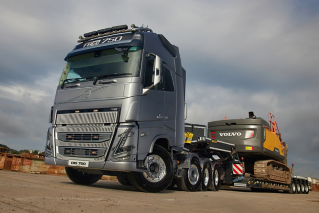 Volvo FH16 - HJB Plant Hire