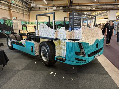 the-world-s-first-full-size-operational-truck-made-of-lego