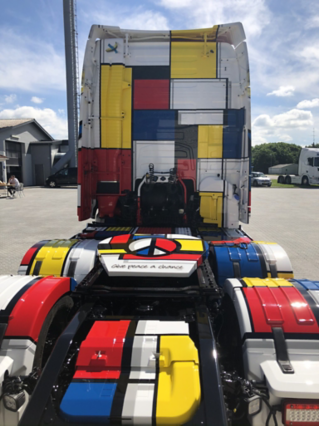 Volvo FH Art set bagfra