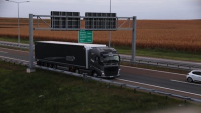 U Beški su gosti Volvo I-SAVE karavana imali mogućnosti da se i sami uvere u domete nove tehnologije.