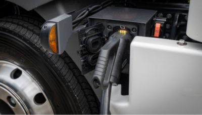 Service en onderhoud van elektrische voertuigen en LNG-trucks