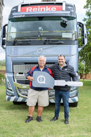 Reinke Logistix Volvo Trucks handover