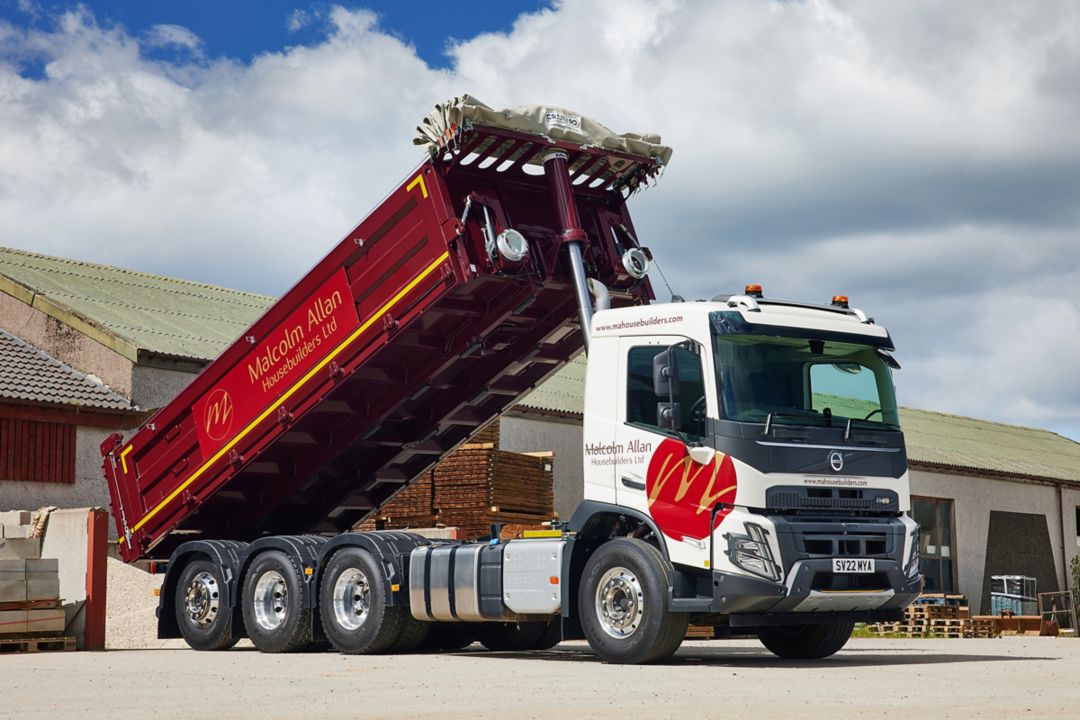 New Volvo FMX tipper and dropside combo is a true one-of-a-kind