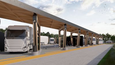 In een eerste fase zullen er 7 laadstations worden aangelegd voor elektrisch laden, beheerd door Milence, verwacht in 2025.
