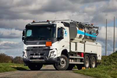 Orica UK has added four new Volvo FMX 460 6x4 rigids to its fleet. 