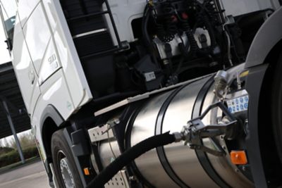 gnl-poids-lourds---gaz-up-by-enerjump-et-volvo