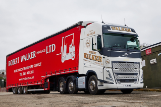 Volvo FH - Robert Walker