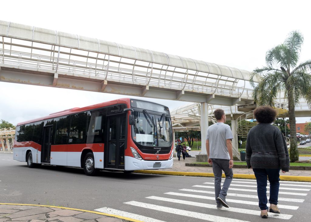 En Volvo B8R i Santiago