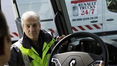 Renault Trucks 24/7 - veihjelp. Foto. 