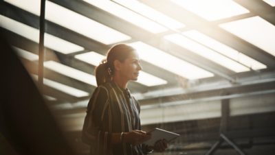 Volvo customer interested in how Volvo Buses provides fleet management connectivity to share data via an API.