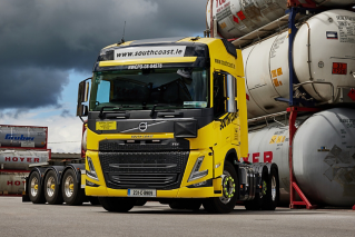 Volvo FM - South Coast Logistics