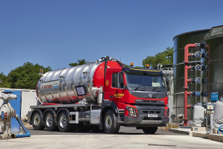 Volvo FMX - Suttons Tankers
