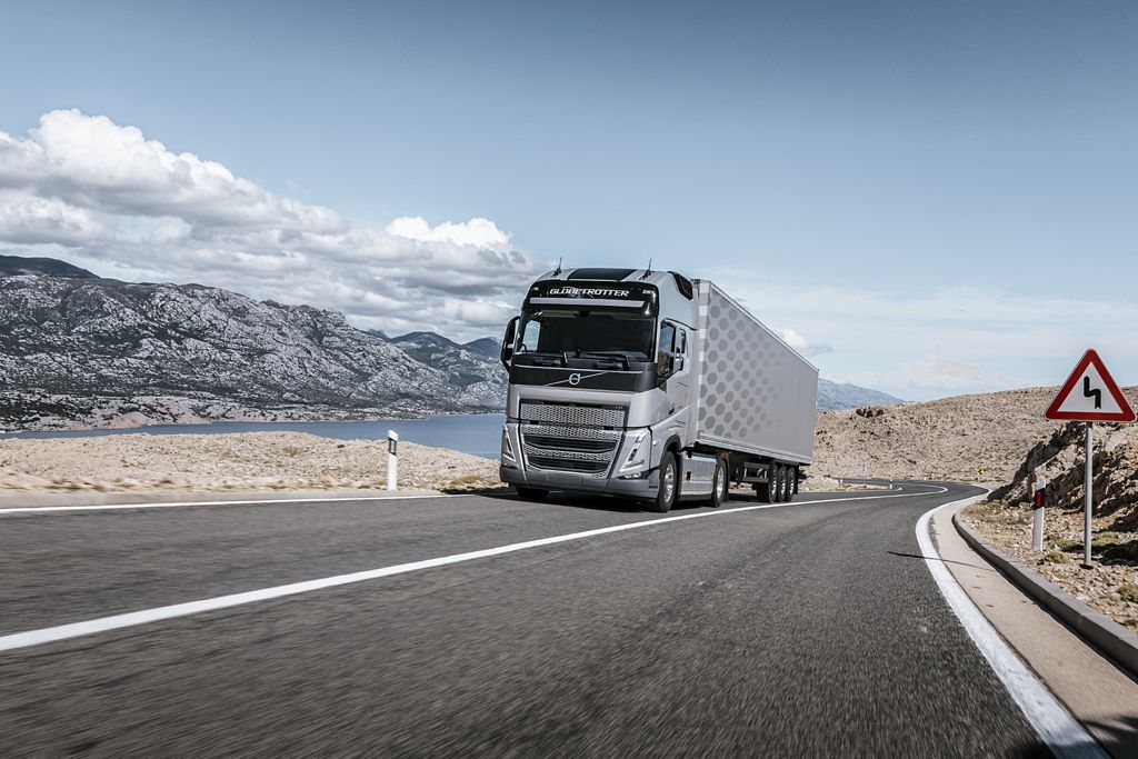 Volvo FH z I-Save staje się jeszcze bardziej wydajne, oszczędność wynosi nawet do 10 procent.