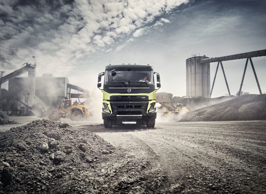 VOLVO FMX MAX DE NOVA GERAÇÃO 