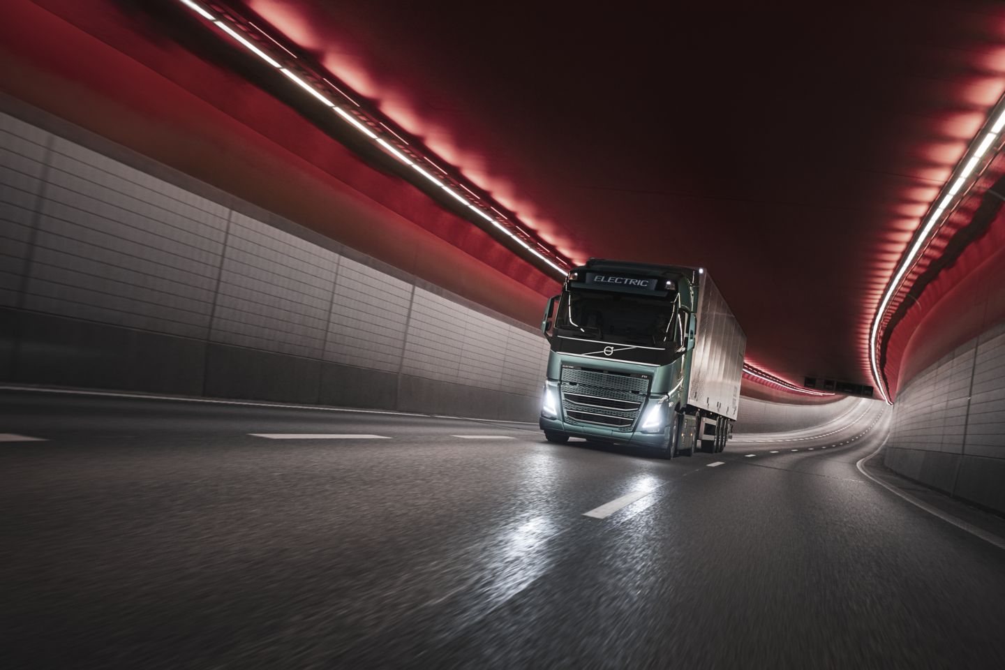 Volvo Trucks Unveils the New Volvo FH - NGT News