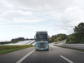 Volvo Trucks starts series production of heavy electric trucks