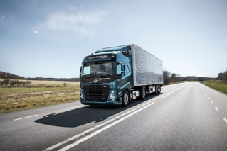 Volvo launches powerful biogas truck for lowering CO2 on longer transports