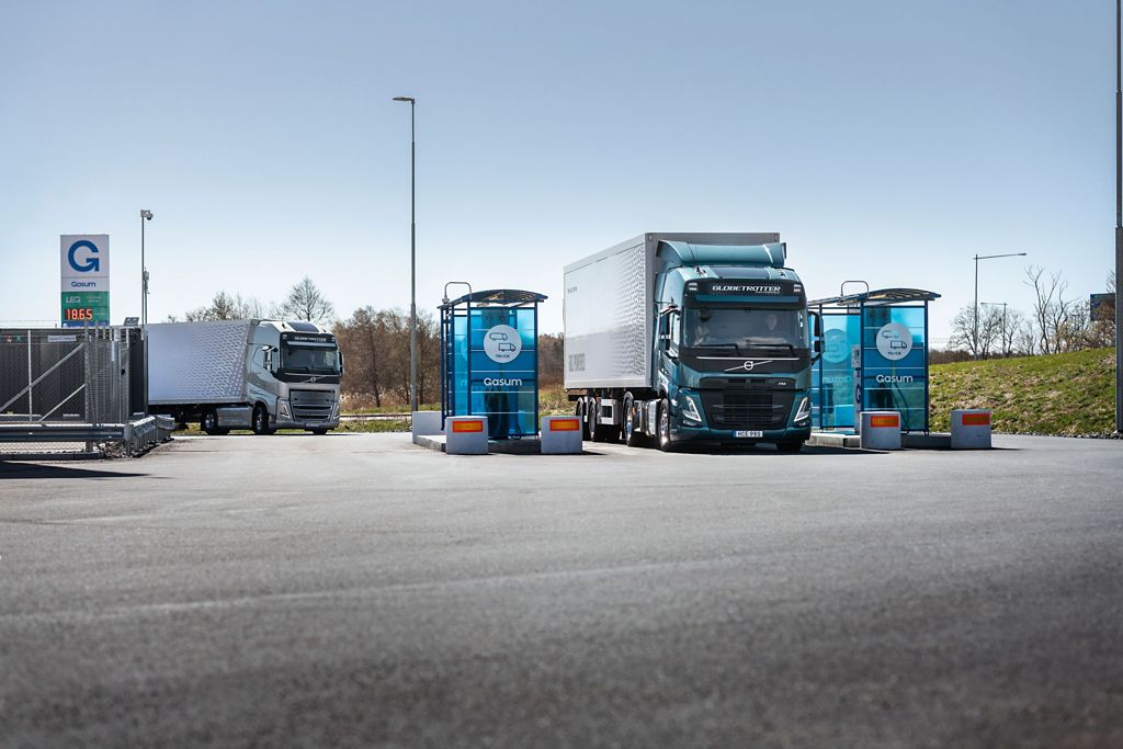 Volvo launches powerful biogas truck for lowering CO2 on longer transports