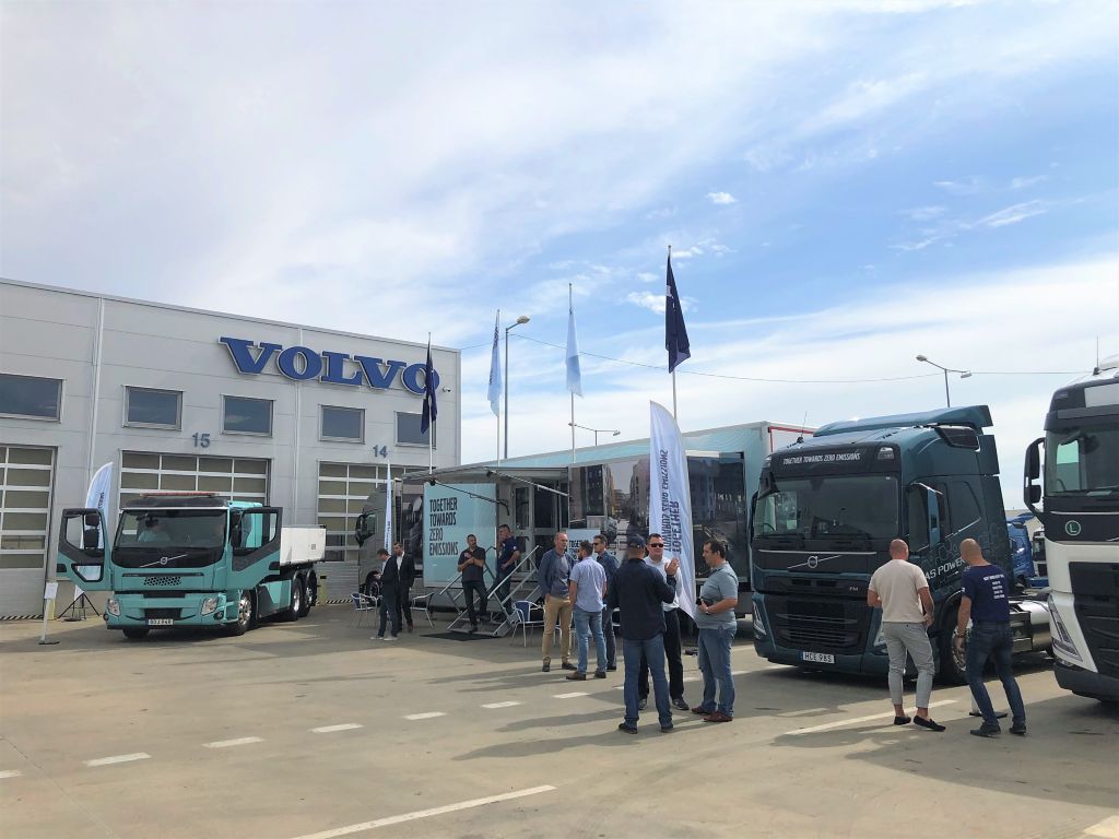 Spoločnosť Volvo Trucks organizuje online stretnutie s cieľom urýchliť prechod na elektrické nákladné vozidlá 