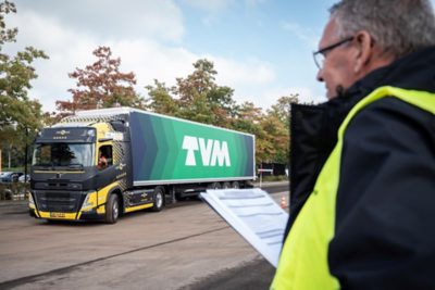 Roy Ruesen uitgeroepen tot Veiligste Chauffeur van Nederland 2025