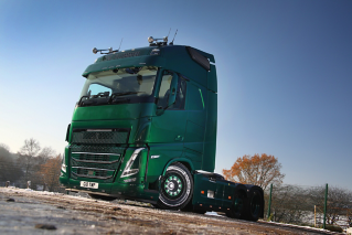 Volvo FH - T. W. Plummer