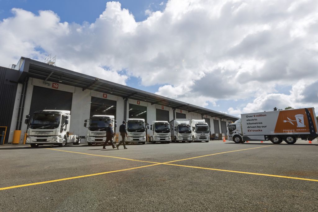 The 6 Volvo Electric units on display at the handover event 8-11-2024 