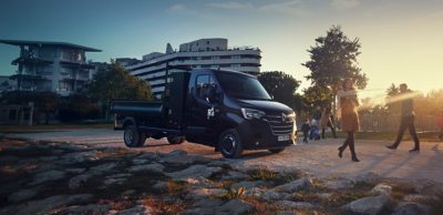 Renault Trucks Master Kipper op werkplaats