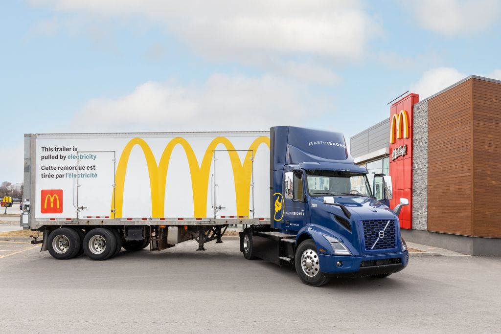 Martin Brower Integrates First Volvo VNR Electric into its Montreal Fleet to Serve McDonald’s Canada Supply Chain