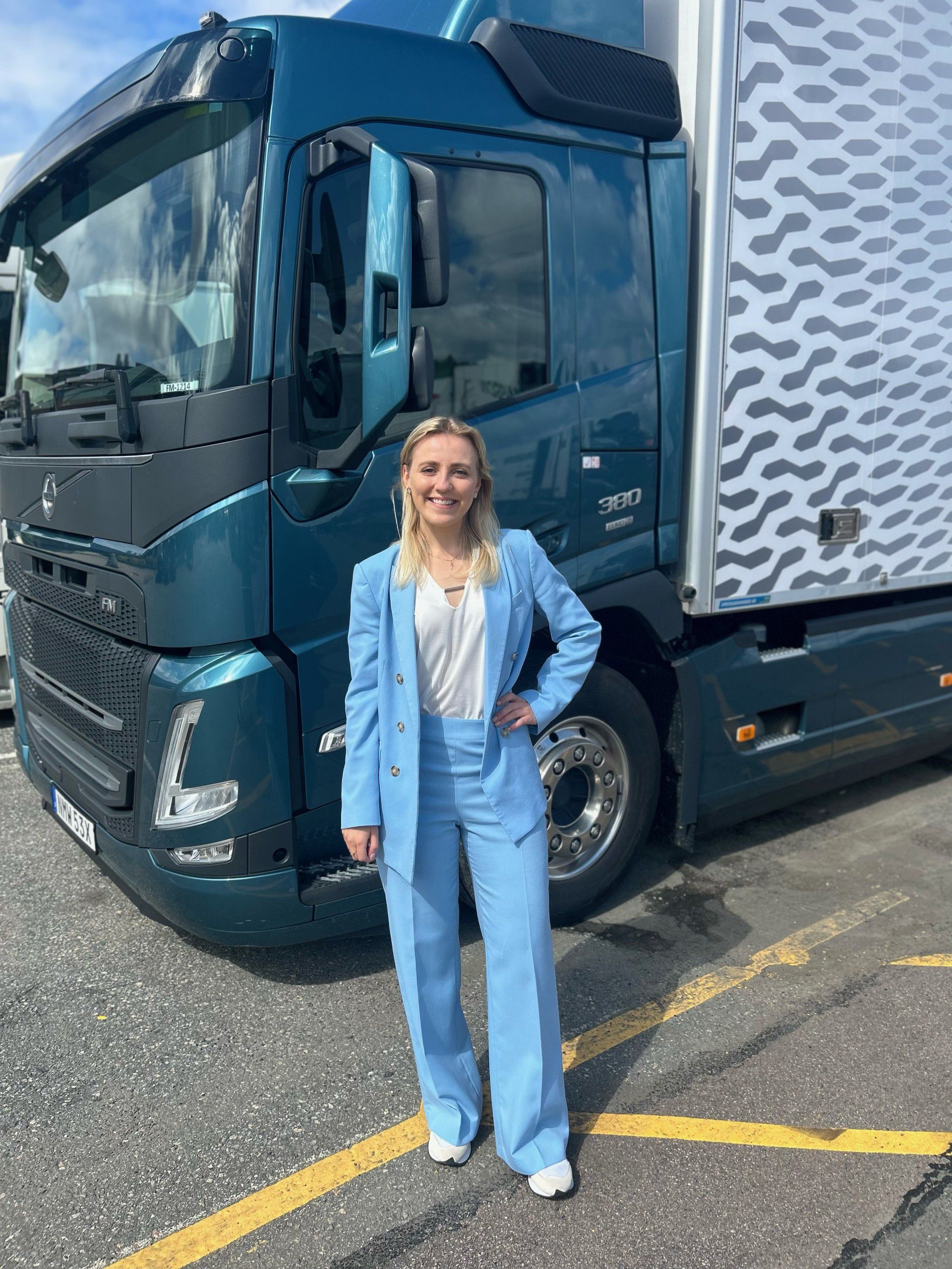 Meet Virginia Ostrowski - Uptime Buyer in Volvo Group Purchasing