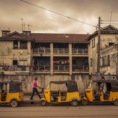 Lagos'taki taksiler.