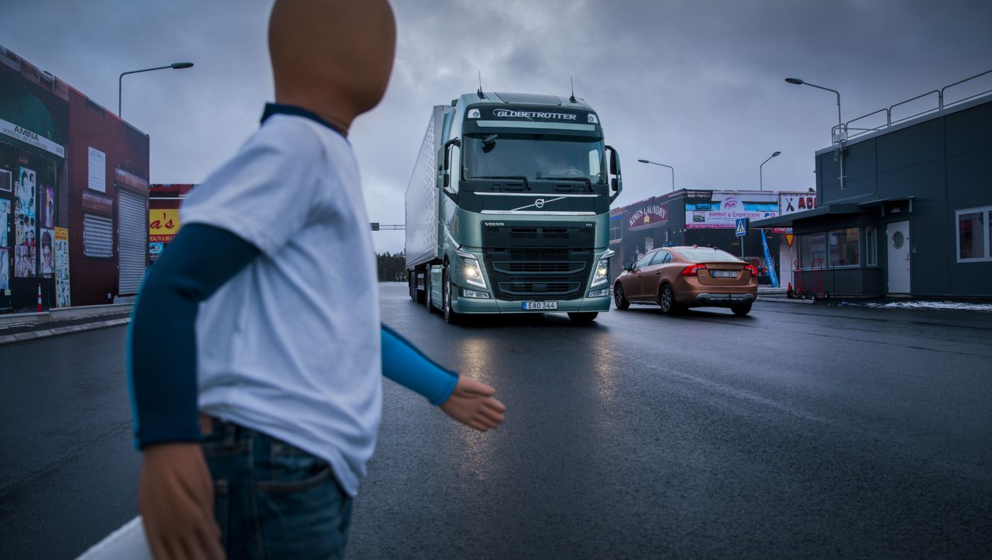 Как Volvo Trucks влияет на безопасность автомобилей будущего