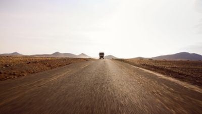 Volvo FH na marockej diaľnici