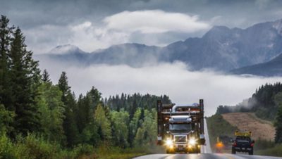 Conduciendo por el oeste de Canadá.