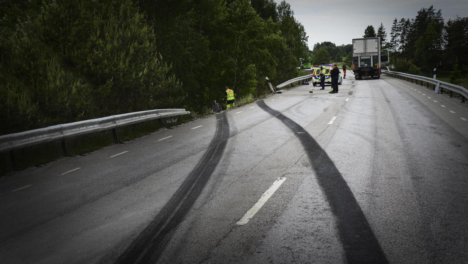 Investigation of accident scene