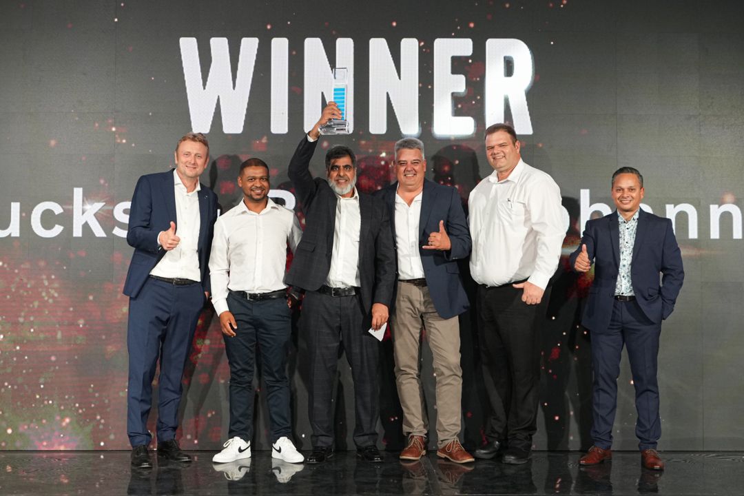 Haneef Laher and team from Volvo Trucks and Buses Johannesburg awarded Mega Dealer of the Year.