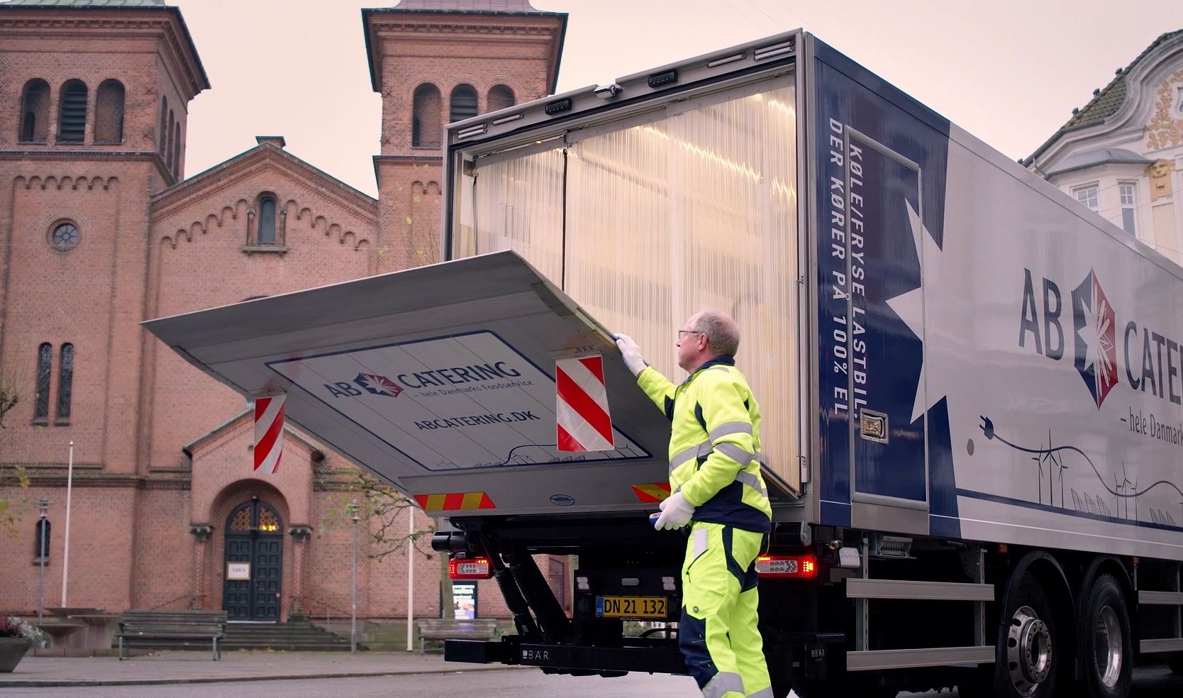 AB Catering kører Volvo FE Electric