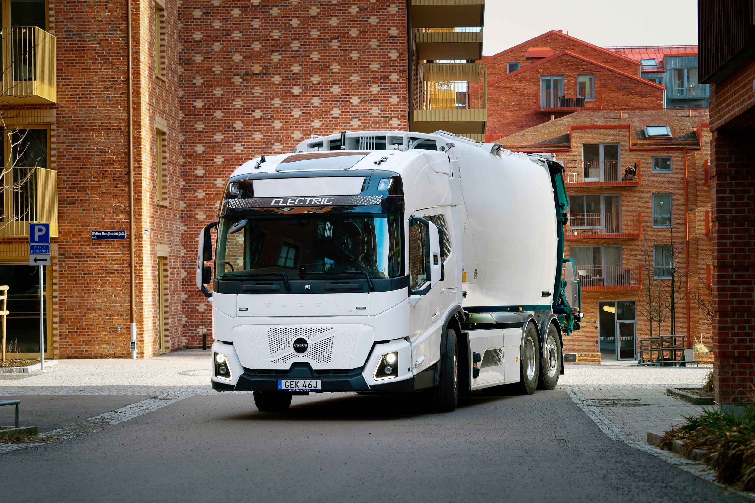 Nieuwste generatie elektrische Volvo-trucks voor afvalinzameling, recycling en regionale inzet op IFAT 2026 in München