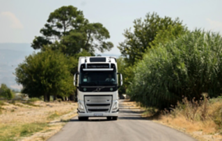Volvo Trucks FH500