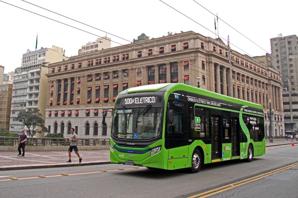 Volvo fecha venda de ônibus elétricos para São Paulo