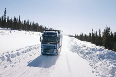 Volvo FH Schnee