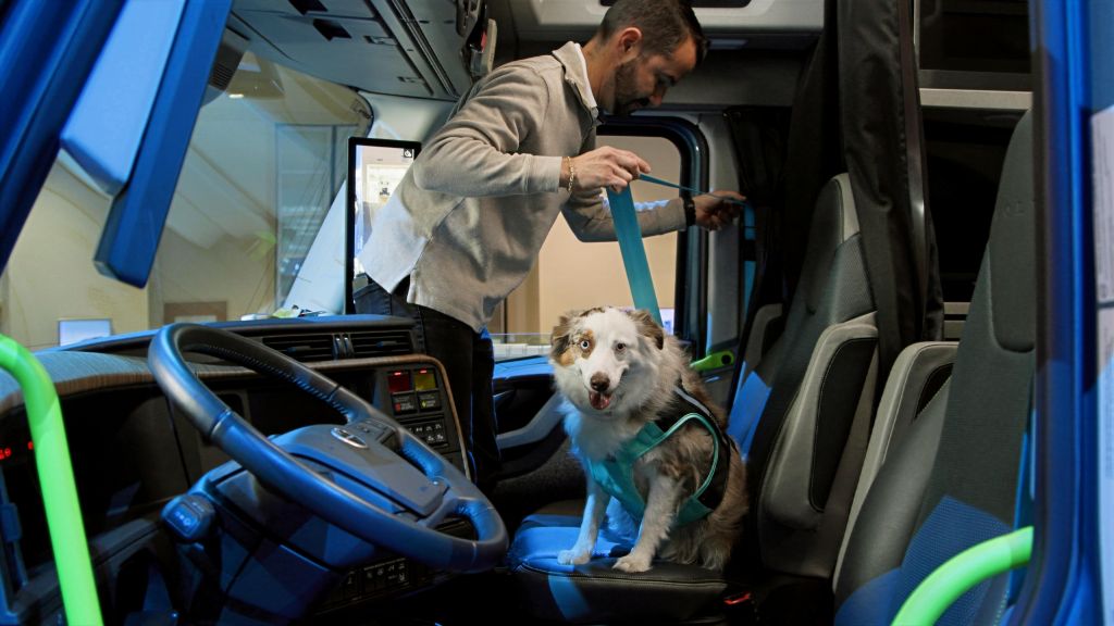 Volvo Trucks releases new safety