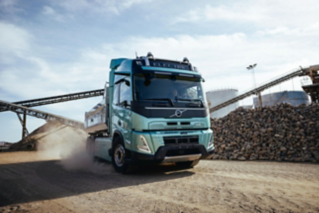 Volvo Trucks’ın Elektrikli Kamyonları “2027 Uluslararası Yılın Kamyonu” (IToY) Ödülünü Kazandı